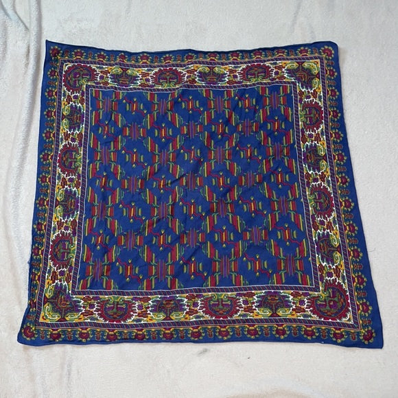 Vintage Patterned Head Scarf Blue - Picture 2 of 6